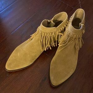 Womens Suede Bootie with Fringe size 8; Light Tan